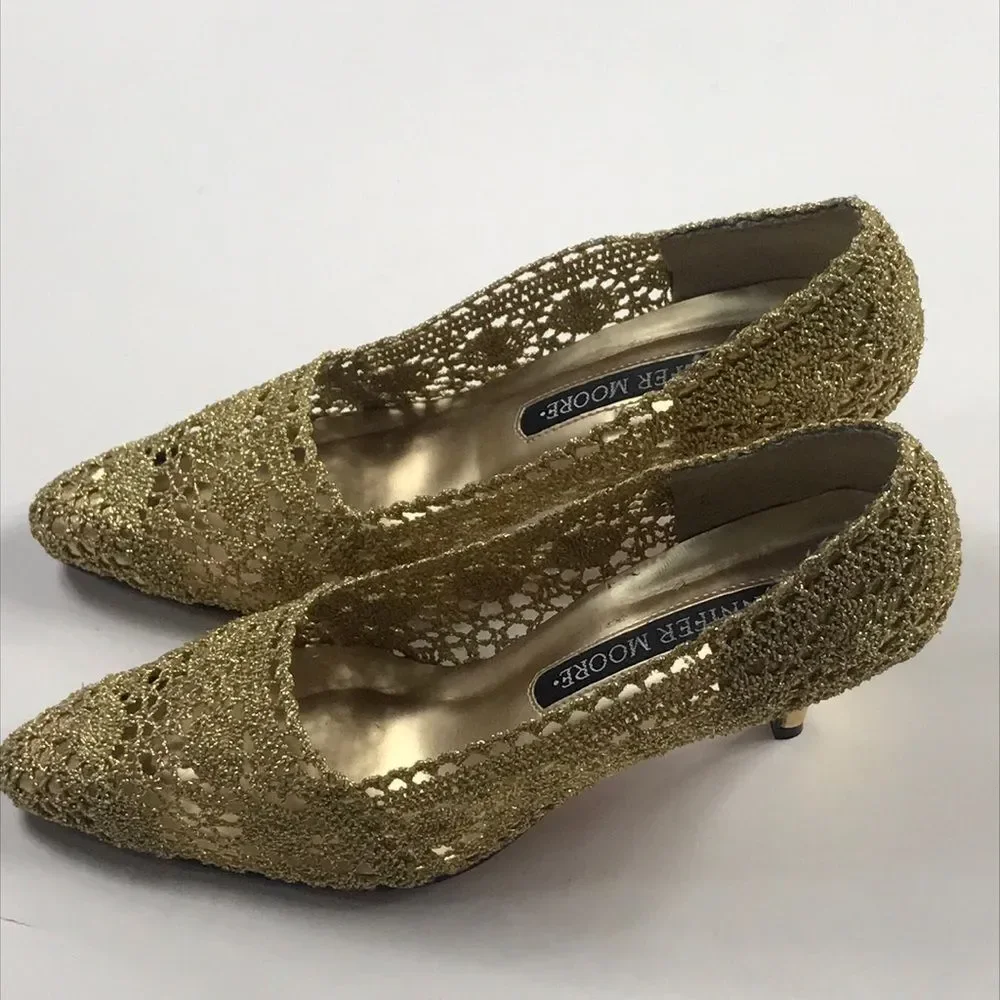 Gold Lace Heels Size (7M) by Jennifer Moore